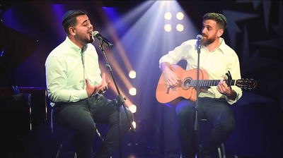 גבי אהרון ואליהו חייט בביצוע אקוסטי: "תפילה אחת"