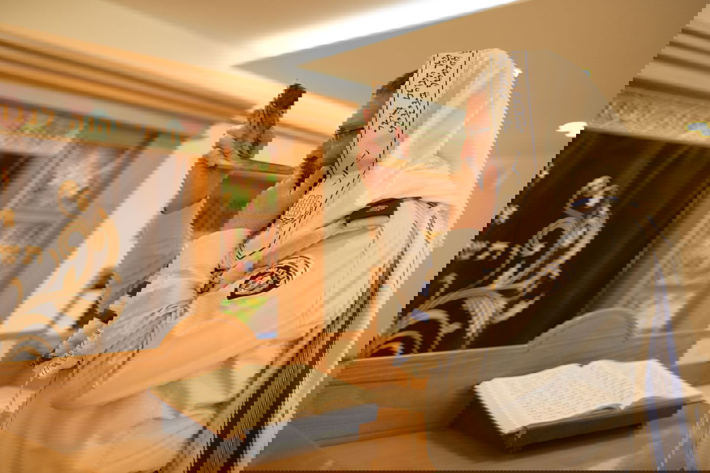 "הסליחה שלהם אמיתית יותר" | רב בשב"ס בתקיעת שופר בין כותלי הכלא