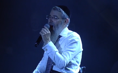 תיעוד מרגש: כך אברהם פריד נפרד מדדי גראוכר ז"ל • צפו