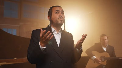 מיילך ברוינשטיין במחרוזת מרגשת: "חתימה"