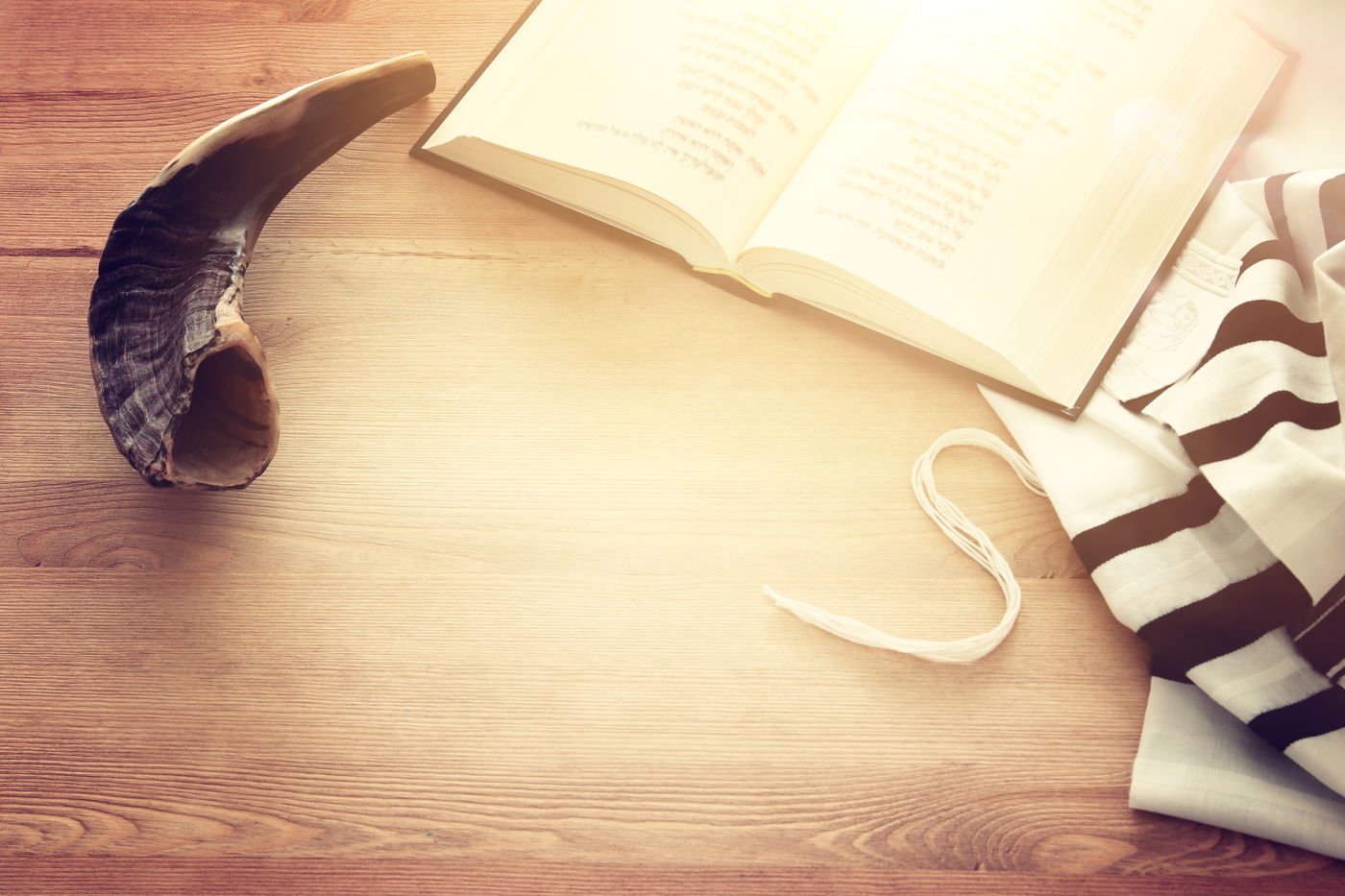 עשרת ימי תשובה: כתבי "כיכר השבת" מבקשים סליחה