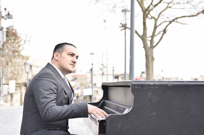 שמעון טובול בסינגל חדש: "השיר שלי"