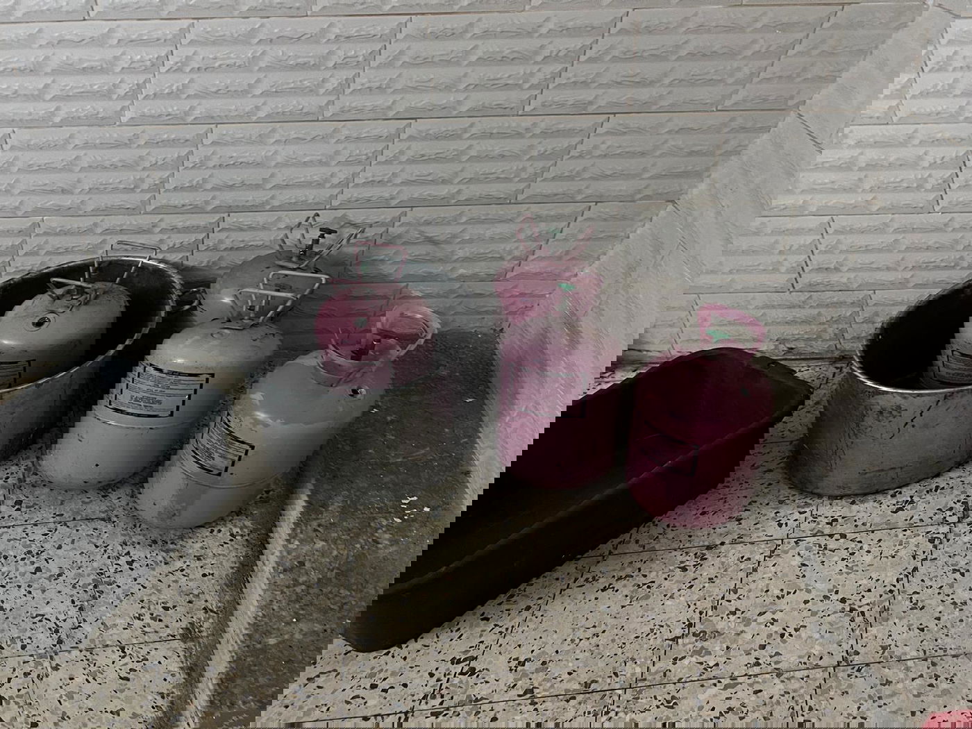 כוחות הביטחון השמידו חדר ניהול לחימה ועשרות מטענים