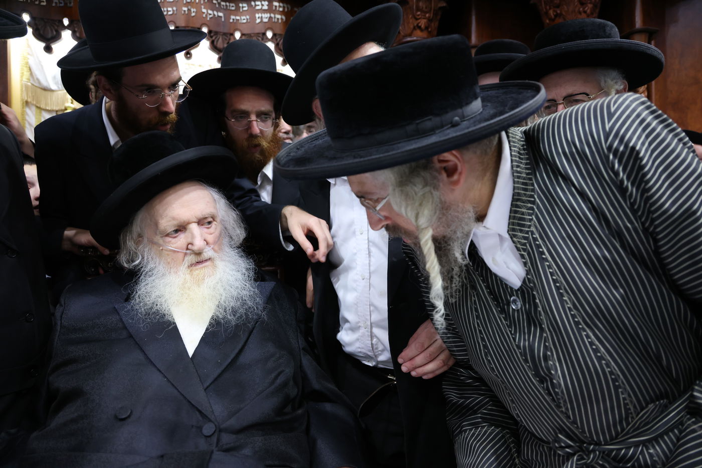 הגר"מ שטרנבוך פסק: "אין לתת סוכריות לילדים ביום כיפור"; זה הנימוק ההלכתי