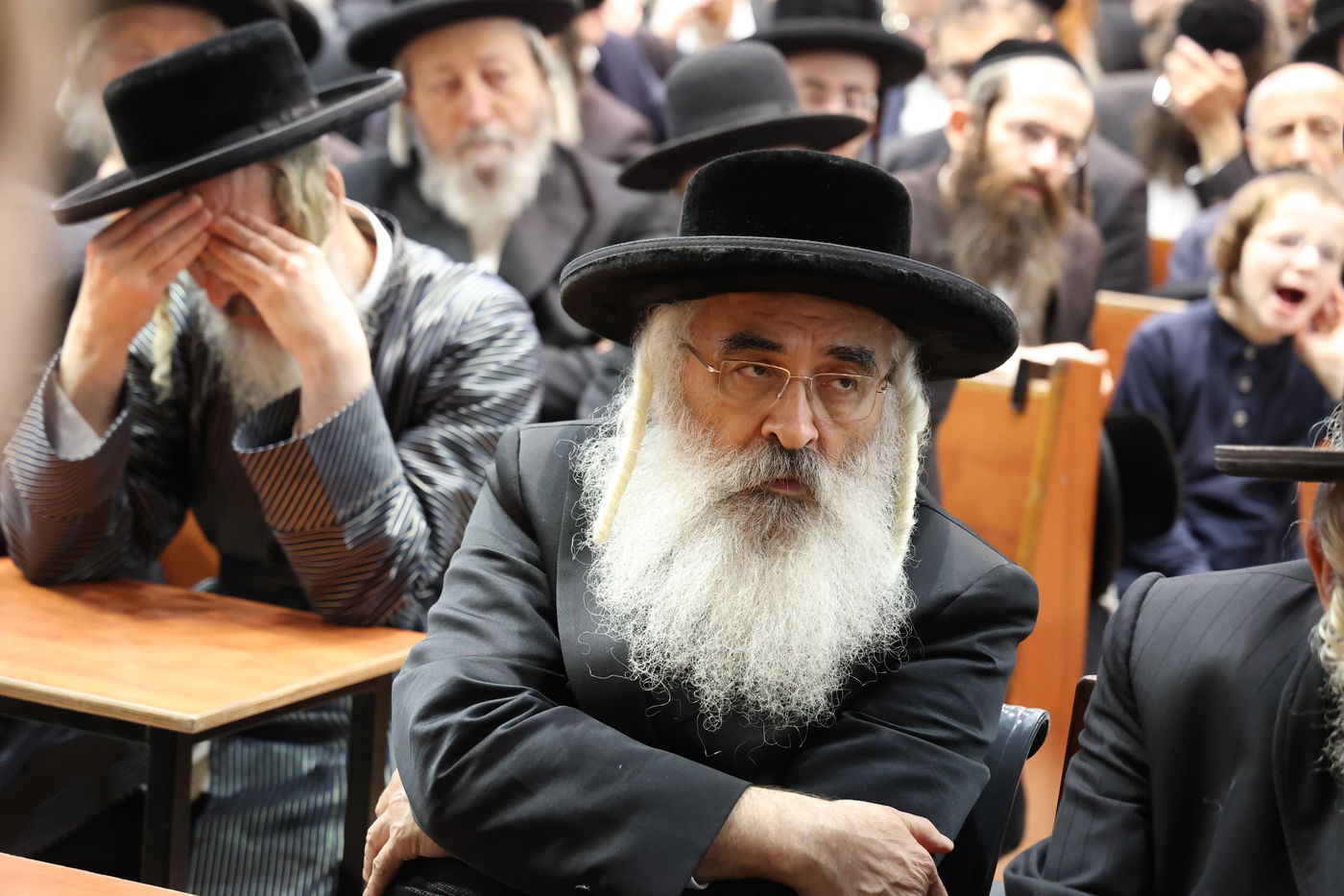 הגר"מ שטרנבוך פסק: "אין לתת סוכריות לילדים ביום כיפור"; זה הנימוק ההלכתי