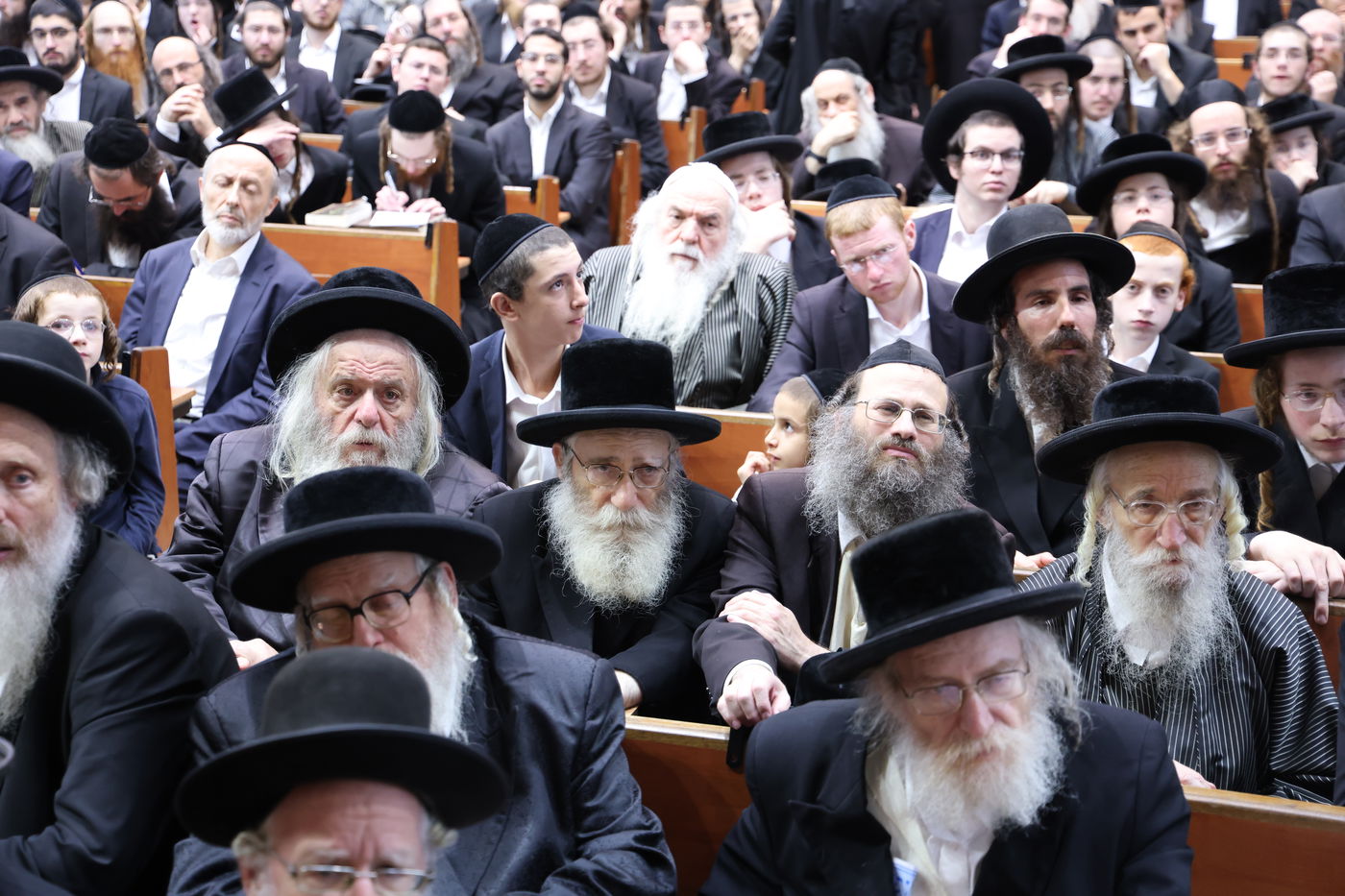 הגר"מ שטרנבוך פסק: "אין לתת סוכריות לילדים ביום כיפור"; זה הנימוק ההלכתי