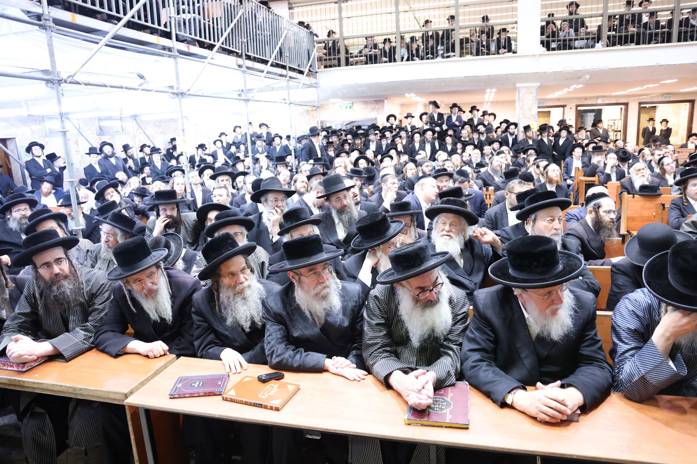 הגר"מ שטרנבוך פסק: "אין לתת סוכריות לילדים ביום כיפור"; זה הנימוק ההלכתי