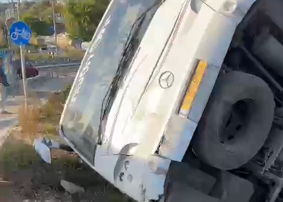 האוטובוס שהתהפך