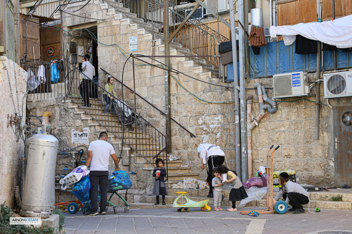 כל צבעי הקשת וחיבוב המצוות • ירושלים כפי שלא ראיתם מעולם