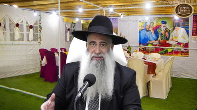 הרב שי פרי עם ממתק לחג הסוכות • צפו