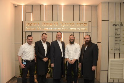 בכירי מכבי בסיור במוקד יד שרה