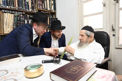 הגר"ד לנדו בערב חג הסוכות