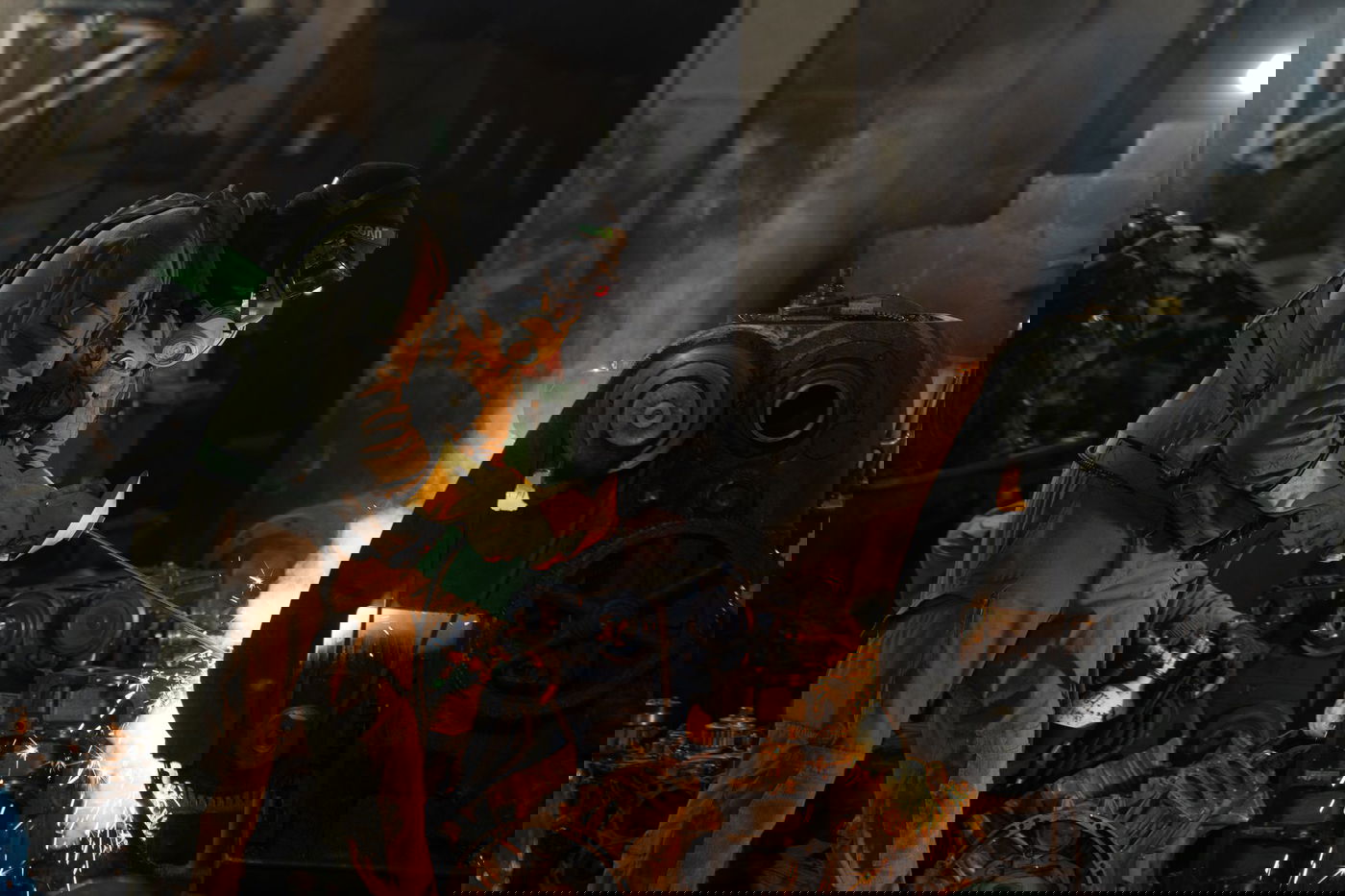 תיעוד: הלוחמים השמידו חמש מחרטות לייצור כלי נשק