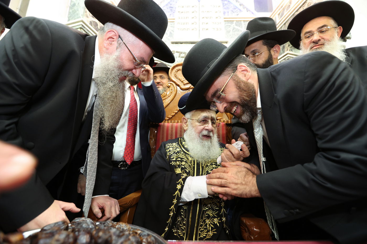 רבנים ואישי ציבור ב'הקבלת פני רבו' לראשון לציון | תיעוד