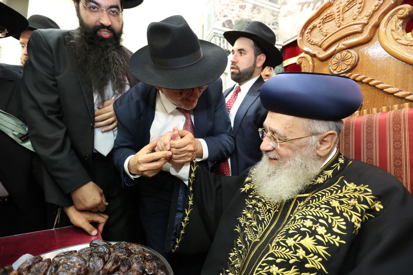 רבנים ואישי ציבור ב'הקבלת פני רבו' לראשון לציון | תיעוד