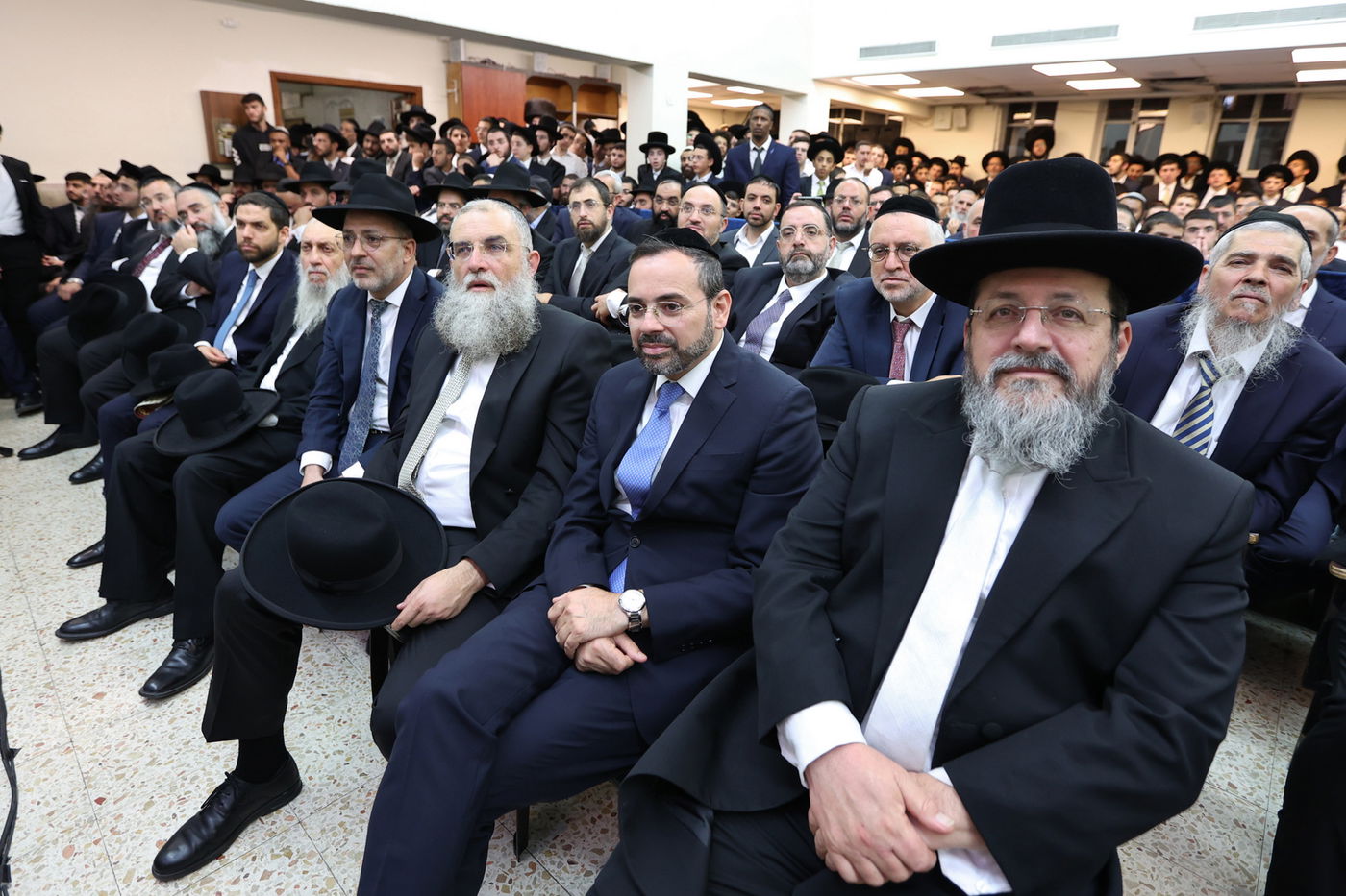 רבנים ואישי ציבור ב'הקבלת פני רבו' לראשון לציון | תיעוד