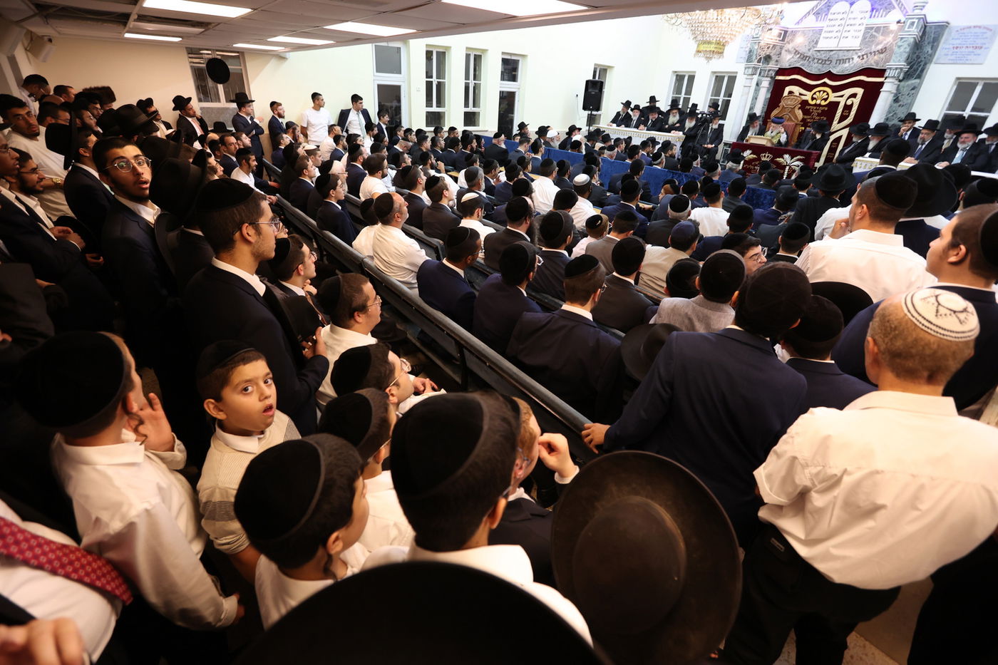 רבנים ואישי ציבור ב'הקבלת פני רבו' לראשון לציון | תיעוד