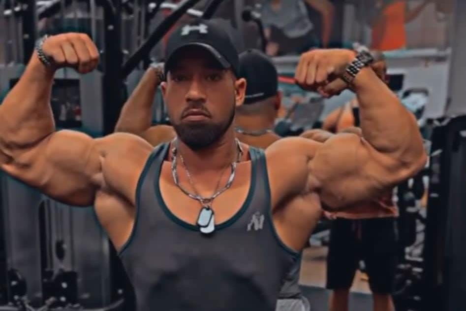 מאמן הכושר רפי קורנפלד