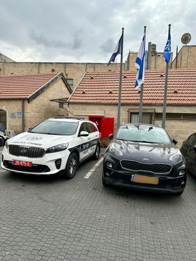 הרכב שנתפס, היום בתחנת המשטרה