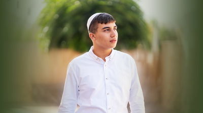 מיכאל יגודאייב בסינגל בכורה: "שמע תפילתי"