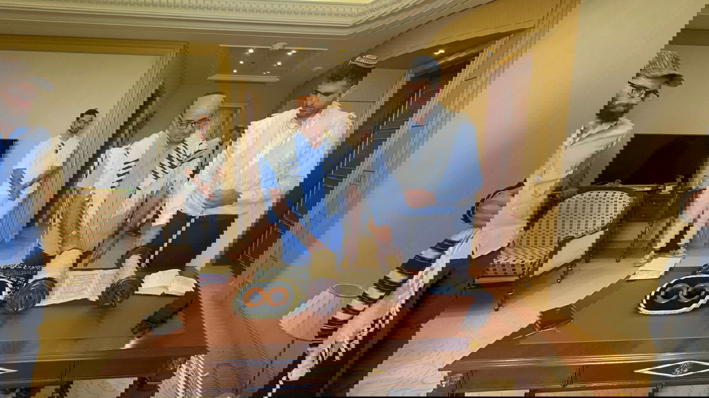 השר שלמה קרעי נטל ארבעת המינים וקרא בתורה בערב הסעודית