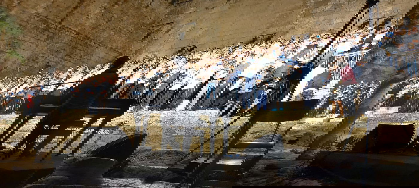 שירת הלווים למרגלות הר הבית