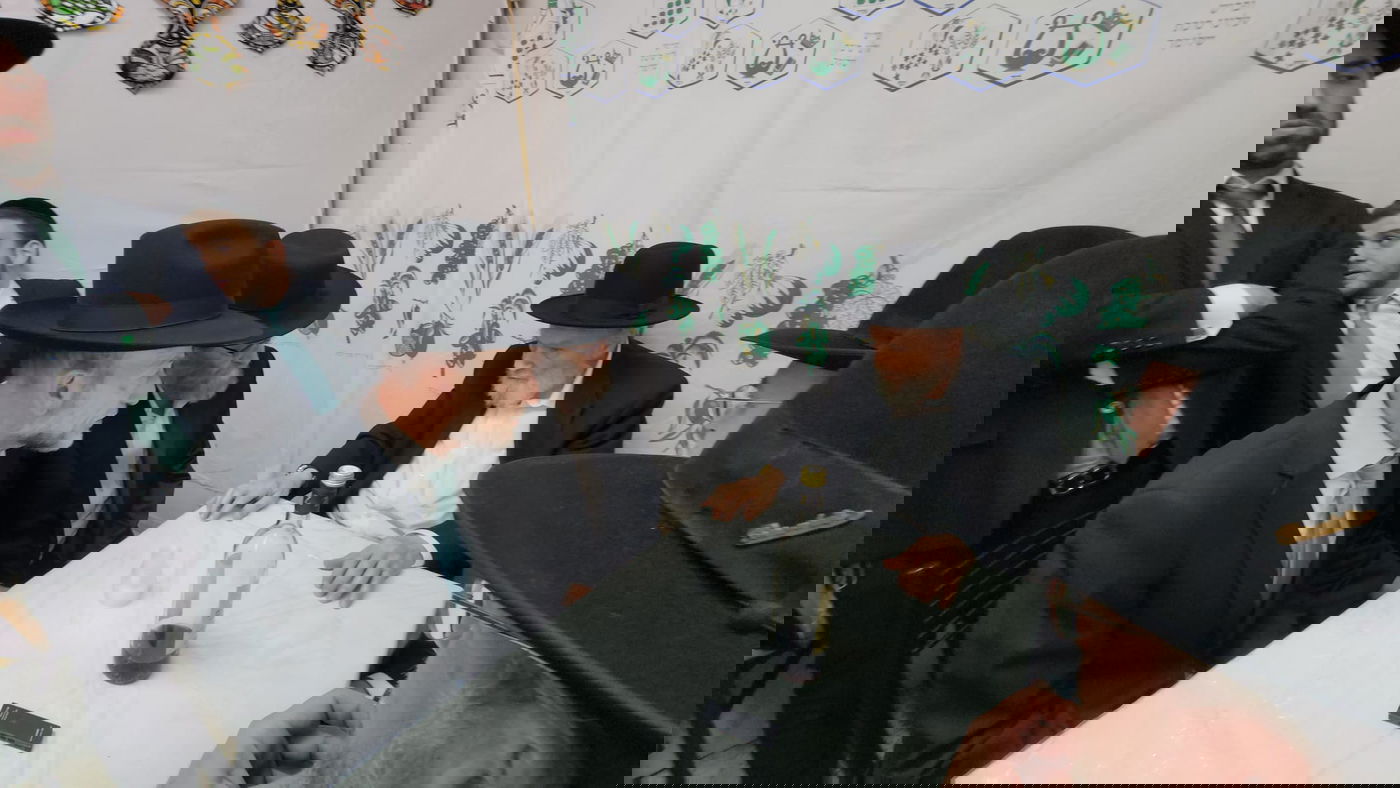 ח"כי 'דגל התורה' ערכו ביקורי חג אצל חברי 'המועצת' | צפו