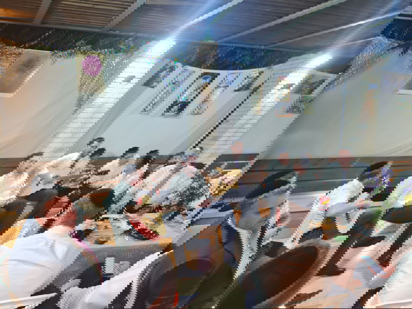 זופניק בכיכר • כל התמונות, הנייעס והחשיפות של סוכות