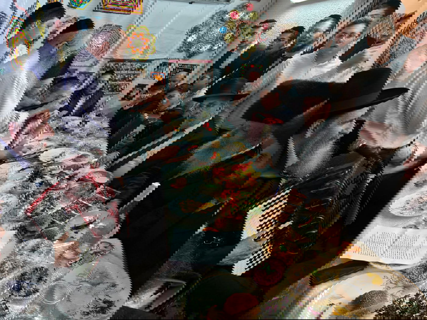 זופניק בכיכר • כל התמונות, הנייעס והחשיפות של סוכות