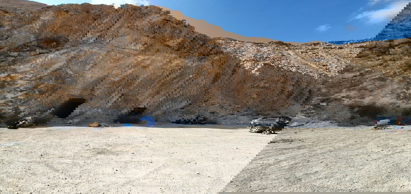 מאגורות נחש צמא