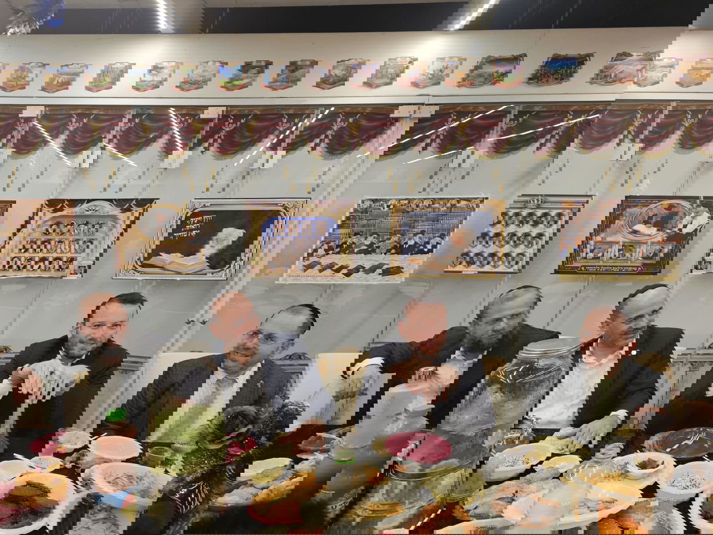 זופניק בכיכר • כל התמונות, הנייעס והחשיפות של סוכות