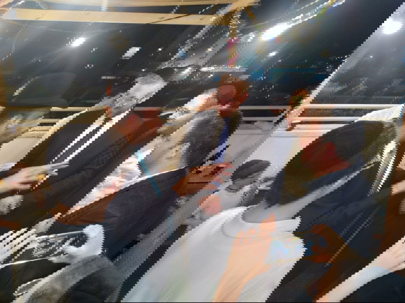 בית שמש: המועמד לרה"ע שמוליק גרינברג - כיכב באירועי שמחת בית השואבה •  תיעוד