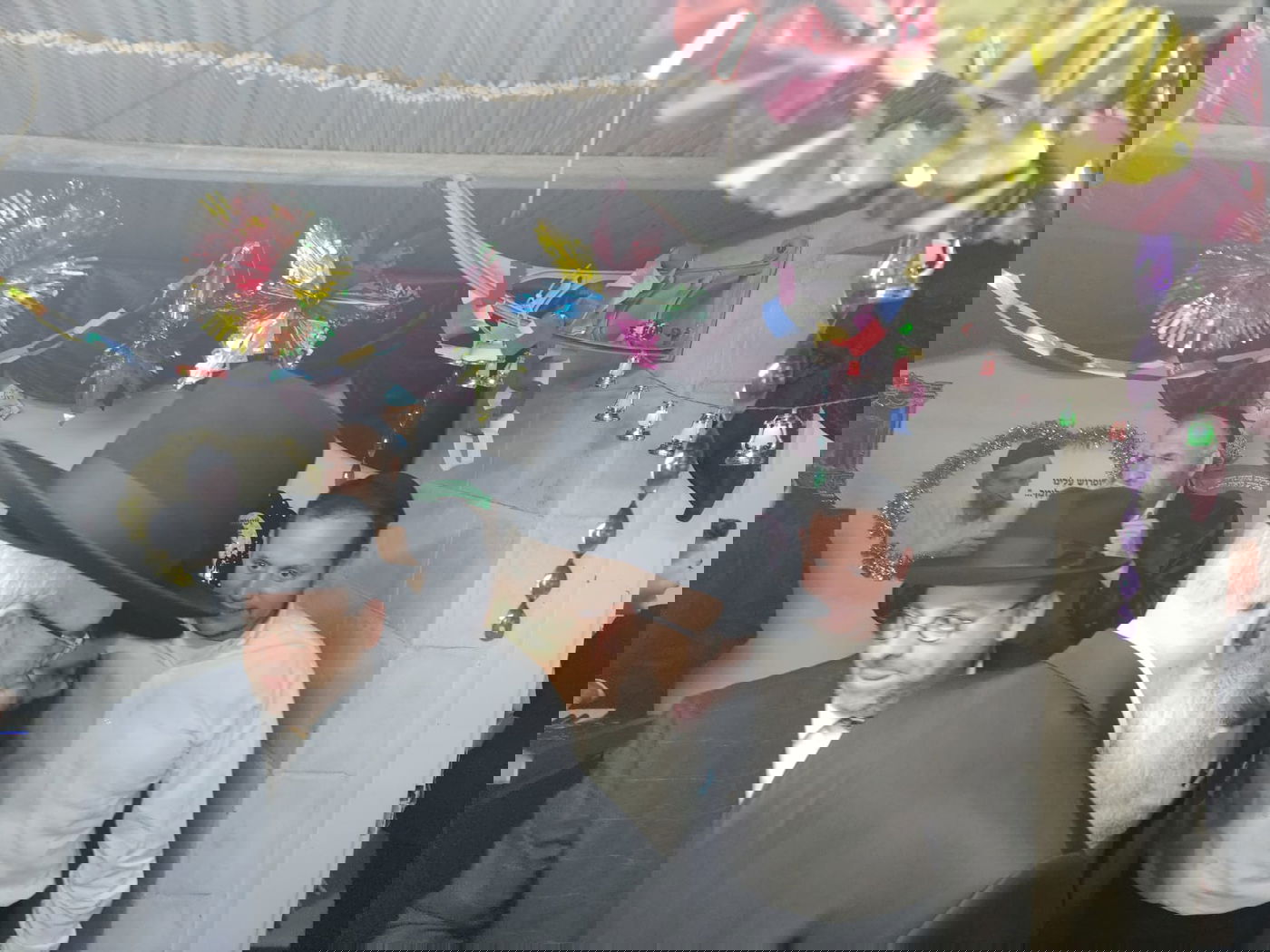 זופניק בכיכר • כל התמונות, הנייעס והחשיפות של סוכות