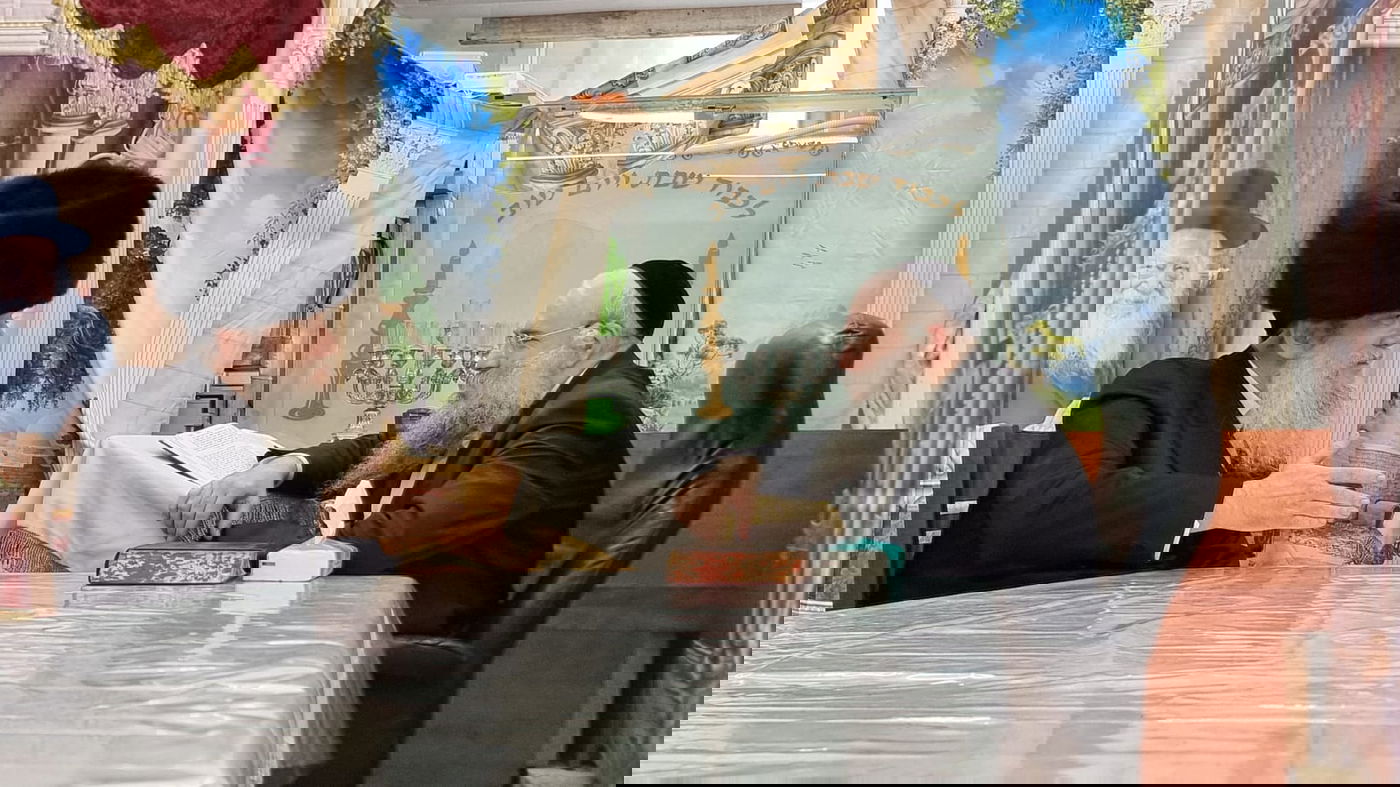 זופניק בכיכר • כל התמונות, הנייעס והחשיפות של סוכות