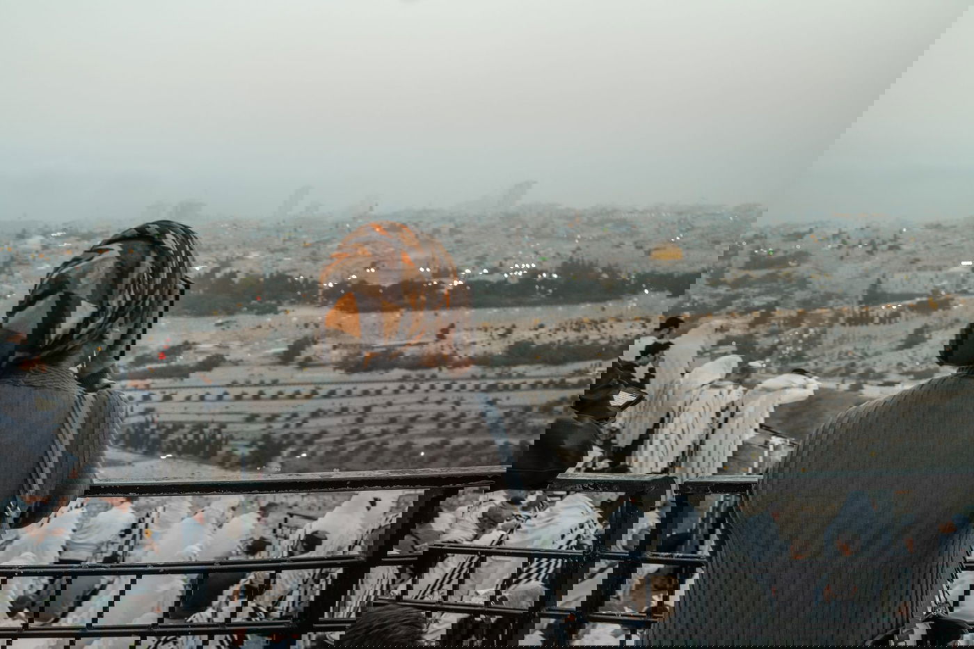 אחרי הלימוד הלילי: תפילת הושענא רבה במרומי הר הזיתים