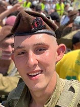 רב"ט נתנאל יאנג ז"ל הי"ד. אזרח בריטי
