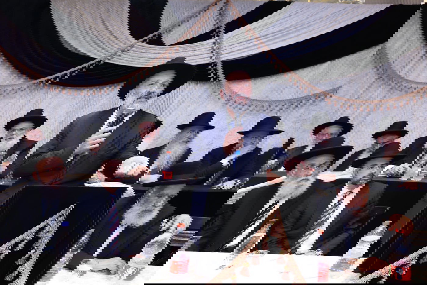 המונים השתתפו במעמד הקבלת פני רבו בחוה"מ שקיימה ש"ס