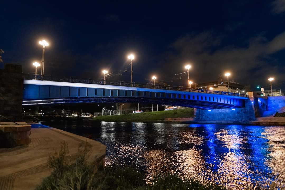 העולם לצידנו: מפגן תמיכה חסר תקדים בישראל | גלריה
