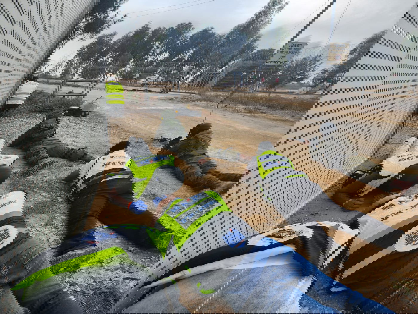 נִקְמַת דַּם עֲבָדֶיךָ הַשָּׁפוּךְ: פינוי החללים שנרצחו בקיבוץ בארי