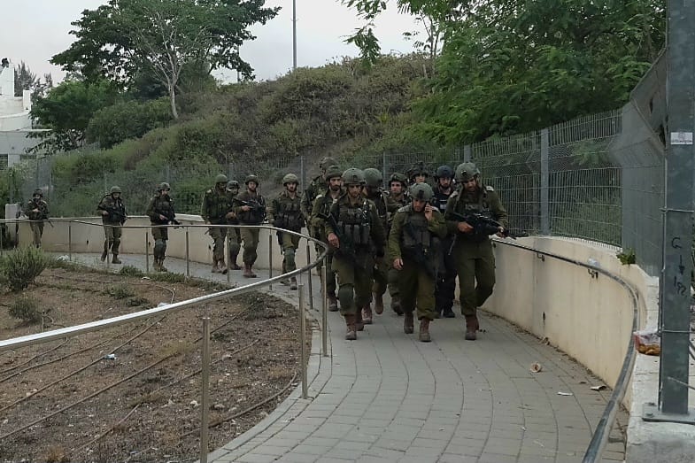 פעילות מפקדי ולוחמי חטיבת "הצנחנים" בשדרות