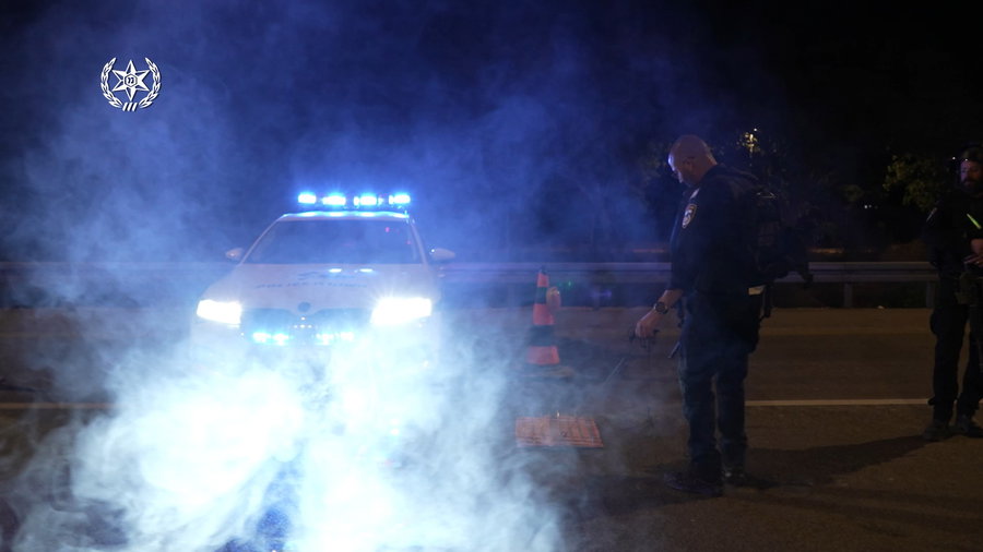 המחסומים הליליים