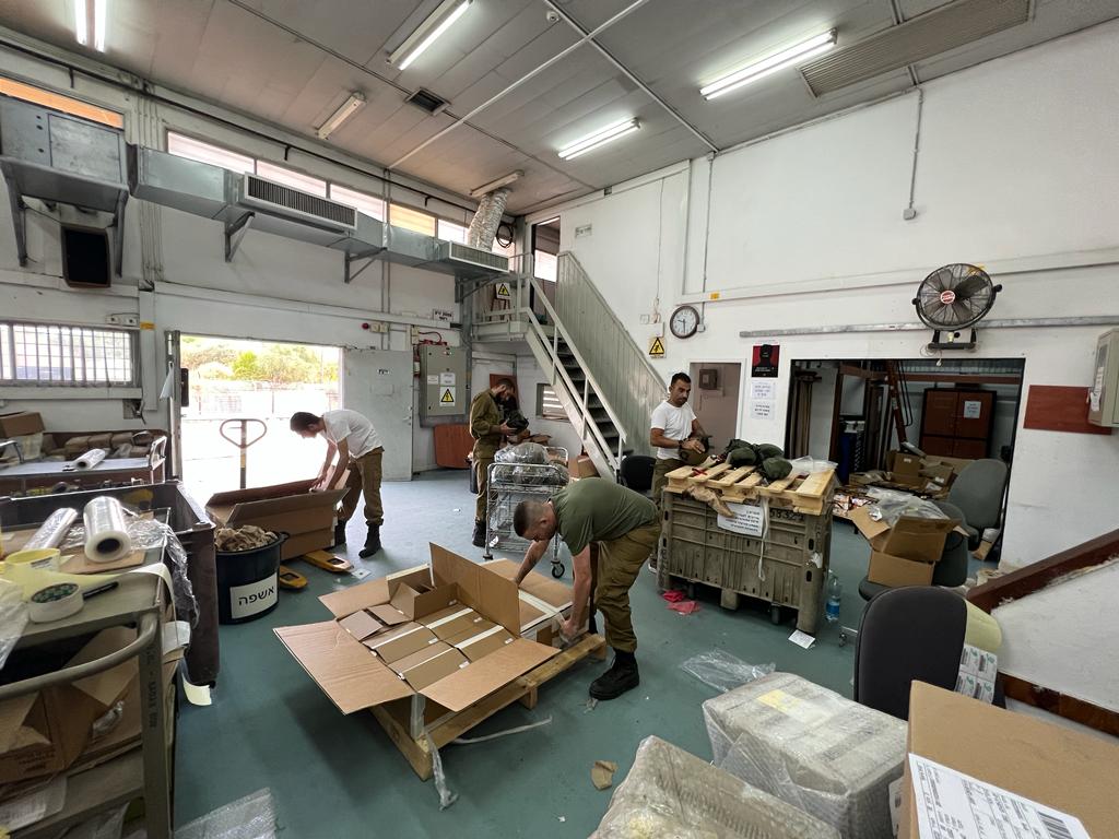 3 מיליון כדורים, 4300 אוטובוסים | צה"ל: "כלל הציוד הדרוש קיים בצבא" | צפו 