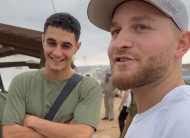 כשמני הולנדר גילה בבסיס את שמו של החייל שנרצח | צפו