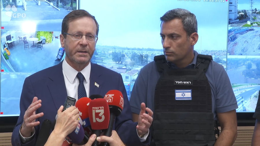 נשיא המדינה בשדרות