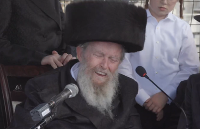 הגרי"מ זילבר פורץ בבכי