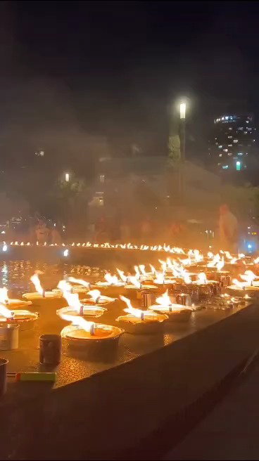 כיכר דיזנגוף בתל אביב, הערב