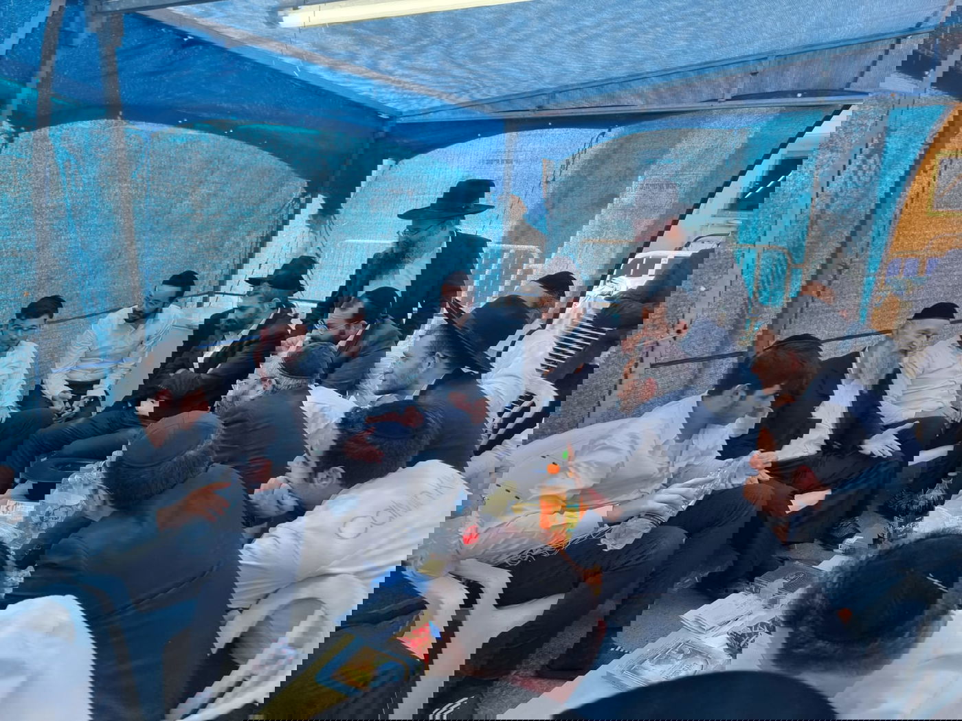 השר מיכאל מלכיאלי בניחום אבלים בבתי הקדושים