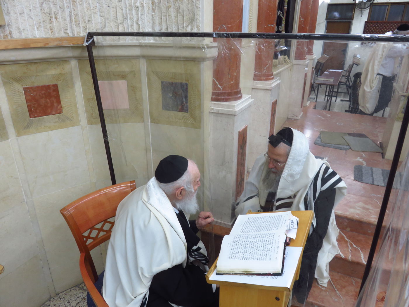 הרב זילברשטיין