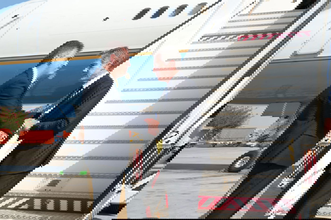 בלינקן נוחת בישראל