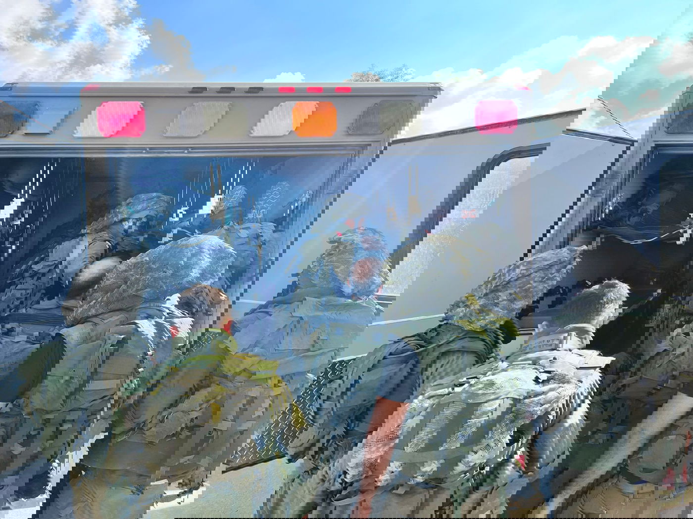 "אני לא נלחם לבד, דוד המלך איתי" | סיור עם מפקדים בדרום הבוער